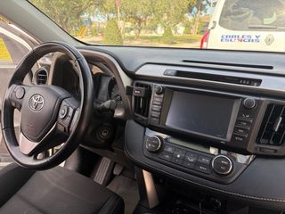 Toyota RAV4 2016