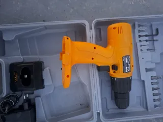 Taladro Atornillador Einhell a Batería