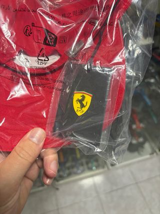 Gorra Ferrari