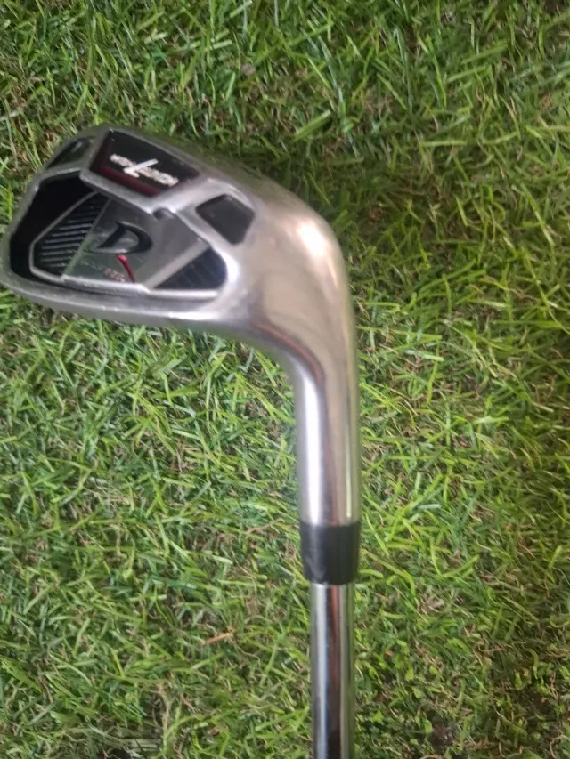 Wilson Deep Red Pitching Wedge