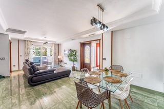 Casa pareada en alquiler en Torrequebrada en Benalmádena