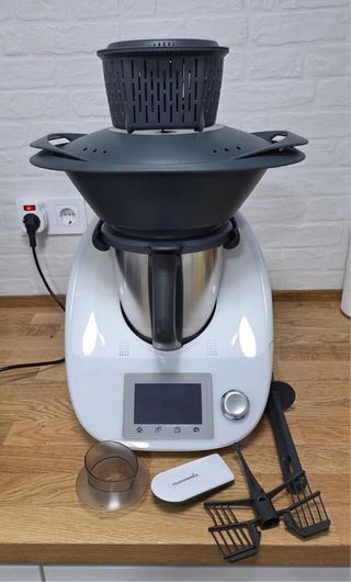 Thermomix TM5 con accesorios