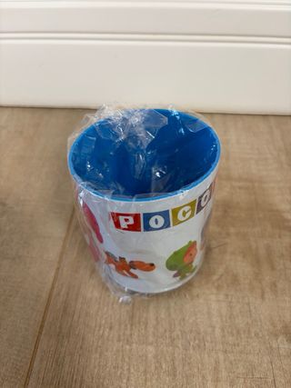 Taza infantil de plástico de Pocoyó nueva