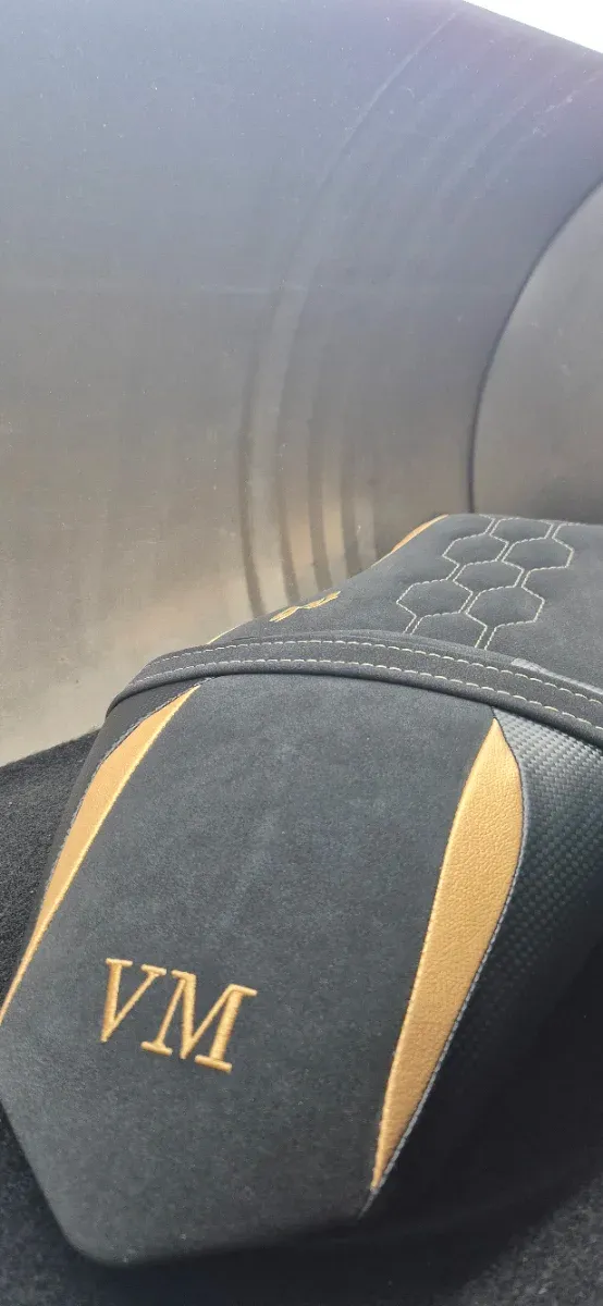 Tapicería de moto personalizada
