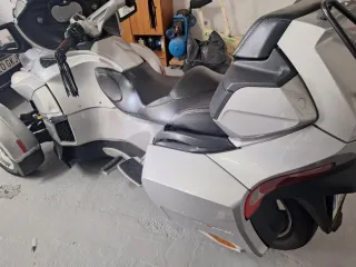 Can-Am Spyder RT 998 Plata