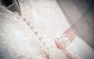 Abito da sposa bianco taglia 42 con velo