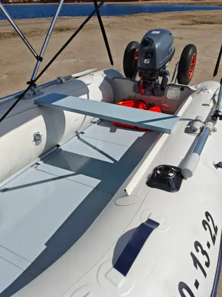 Zodiac Quicksilver Airdeck 300 + Yamaha 6cv