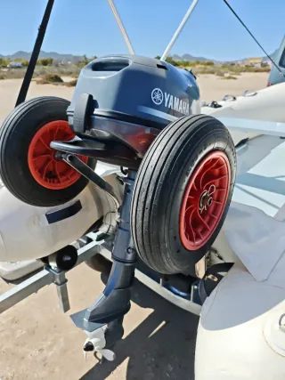 Zodiac Quicksilver Airdeck 300 + Yamaha 6cv