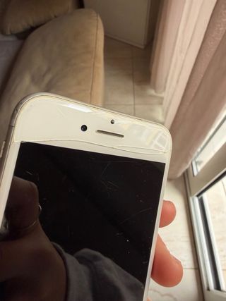 iPhone 7 32GB Blanco - 68% Batería