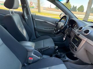 Chevrolet Lacetti 2006