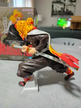 Action Figure Kyojuro Rengoku