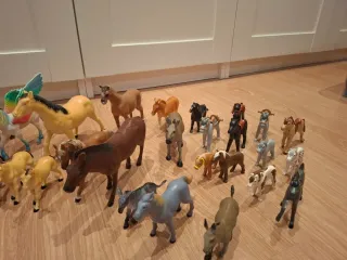 Figuras de Caballos de Juguete