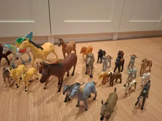Figuras de Caballos de Juguete