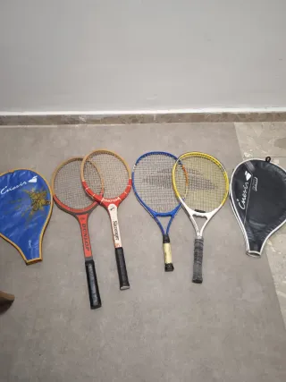 Lote de 4 raquetas de tenis y fundas