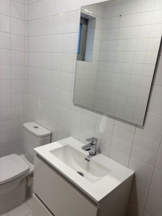 Se alquila una habitación (por 4 caminos)