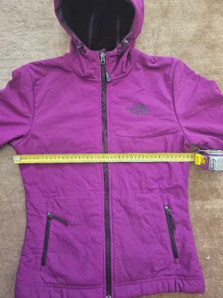 The North Face Chaqueta Morada Senderismo