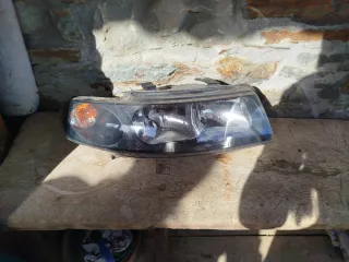 Faros Seat León sin utilizar