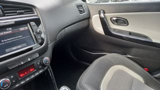 Kia cee'd Sportswagon 1.6 CRDi VGT 100kW (136CV) x-Tech17