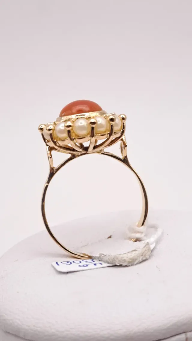 Anillo Oro 18k Coral y Perlas