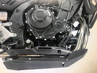 Cubre cárter Honda NX 500 (24-26) Puig