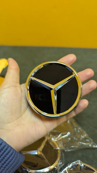 4 Tapabujes Mercedes Benz 75mm NUEVO