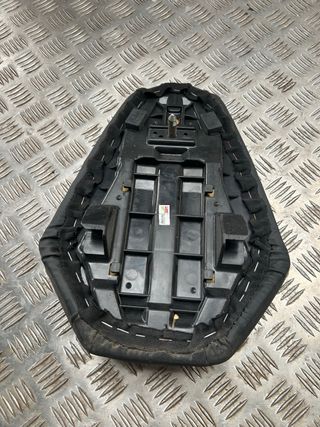 Asiento pasajero KTM Duke 390 2018