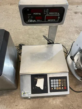 Balanza DINA TARA g