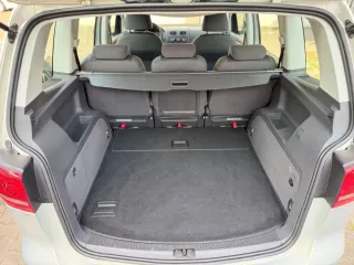 Volkswagen Touran 2011