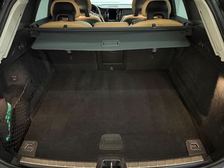 VOLVO XC60 2.0 T6 AWD Recharge Core Auto 2021