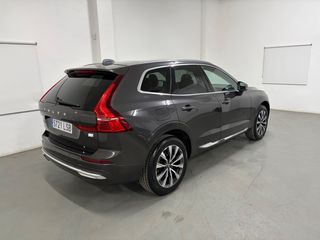 VOLVO XC60 2.0 T6 AWD Recharge Core Auto 2021