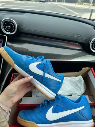 Sapatilhas Nike Azuis Tamanho 41