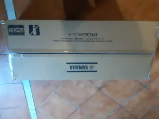 Yamaha MODX6+ Embalaje original.