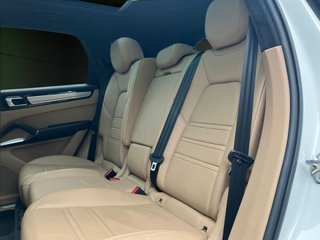 Porsche Cayenne Turbo 404 kW (550 CV)