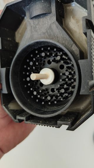 Skimmer cónico de 150 mm con bomba Aquabee 2000/1