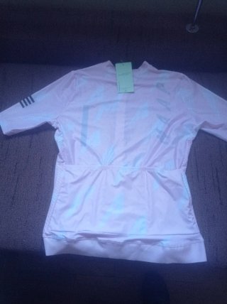 Camiseta de ciclismo MAAP rosa