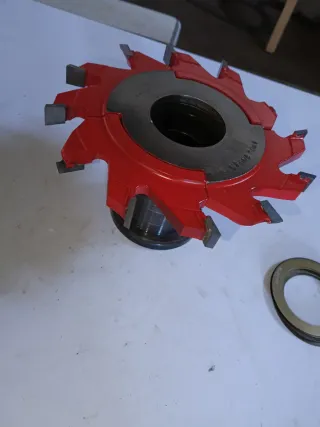 Maquina de carpinteria.fresa número.106