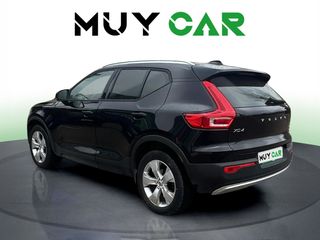 Volvo XC40 D3 Momentum Pro Auto 110 kW (150 CV)