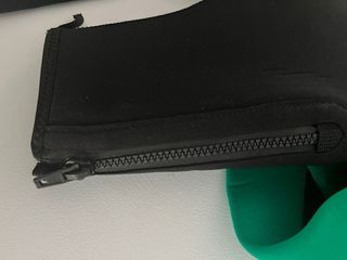 Neopreno infantil verde y negro