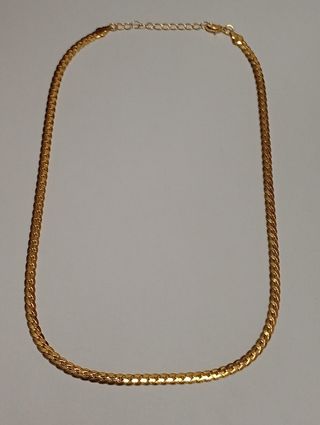 Collar con de acero inoxidable chapado Oro 18K