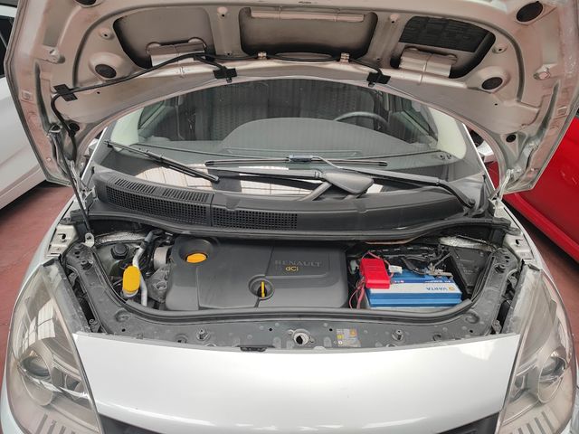 Renault Scenic DCI 105 TECHO SOLAR