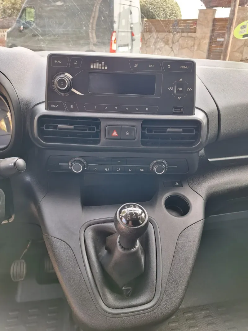Citroën Berlingo 2021, foto 13