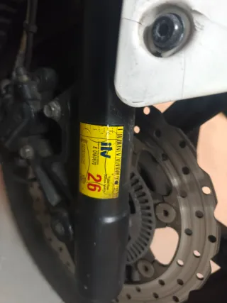 Moto Scooter 125cc Blanca Kymco super dink del año