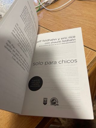 Libro “Solo Para Chicos”