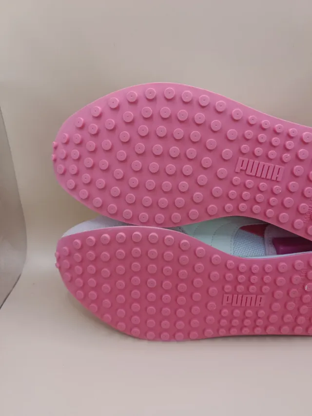 Puma Future Rider rosas y blancas