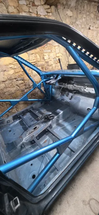 Carrocería Citroën Saxo,con barras AST V5