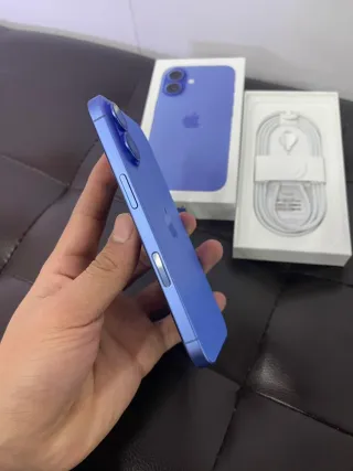 iPhone 16 Azul