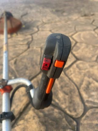 Desbrozadora Husqvarna 129R