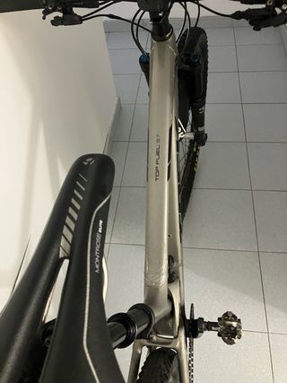 Bicicleta Trek Top Fuel 9.7.