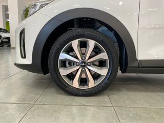 KIA Stonic Drive 1.0 T-GDI 100CV MHEV Espectacular