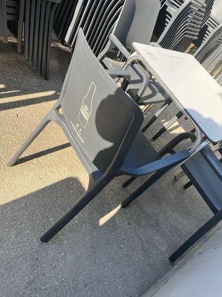 Conjunto mesas y sillas exterior